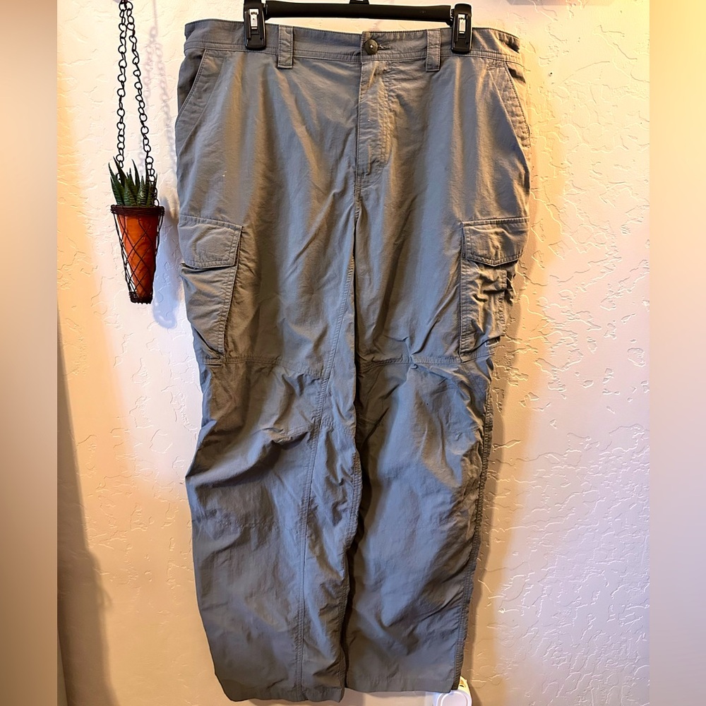 🚨 3/15 SALE 🚨 REI Gray Hiking Pants w/ Cargo Pockets